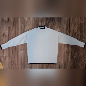 Max Studio Black and White Crewneck Sweater